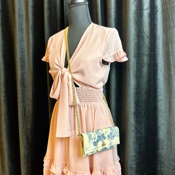 Gucci Marmont blue floral canvas wallet crossbody w/box, dust bag & bag charm - Picture 2 of 16